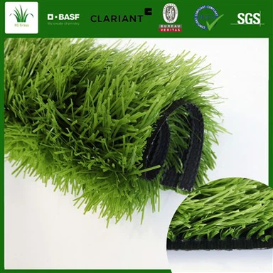 Mata ze sztucznej trawy na boisko do piłki nożnej