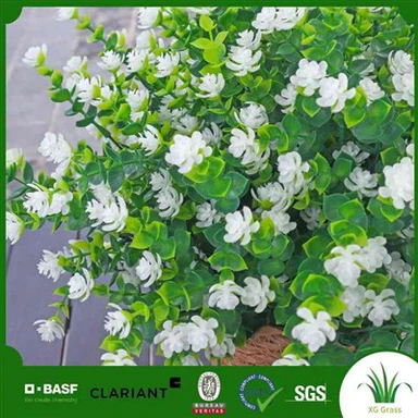 Kompozycje ze sztucznych kwiatów